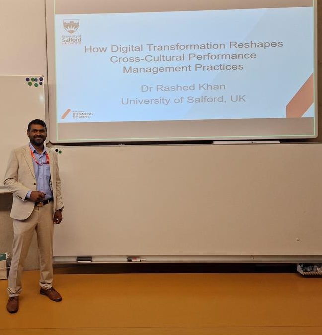 Dr Rashed Khan presenting at IHIET 2025