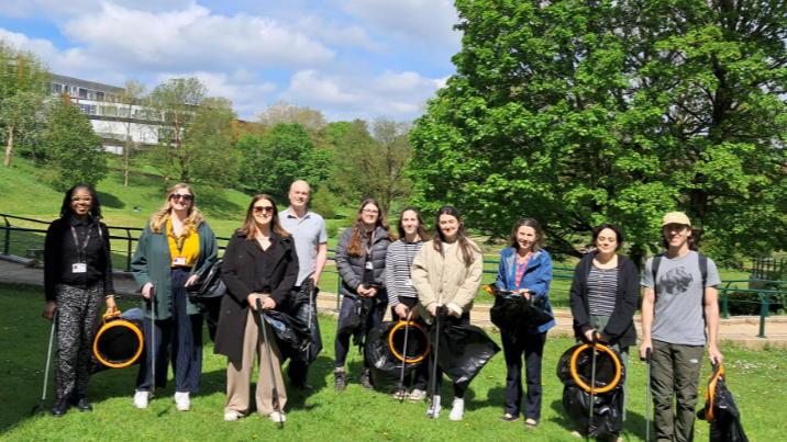 Litter Pick in Peel Park