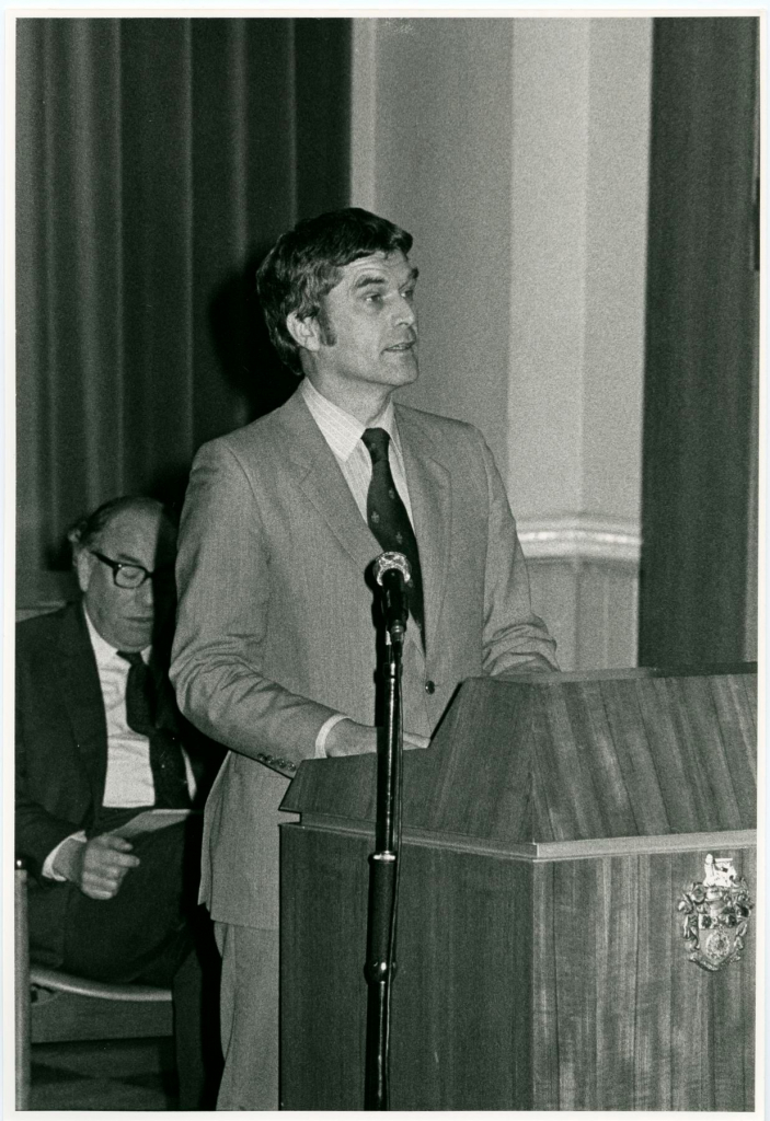 Sir John Ashworth addressing the University community
