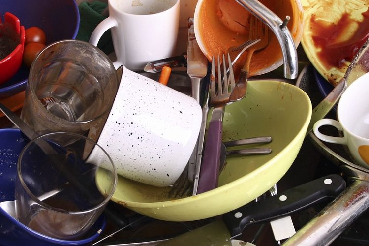 Image of dirty dishes in the sink