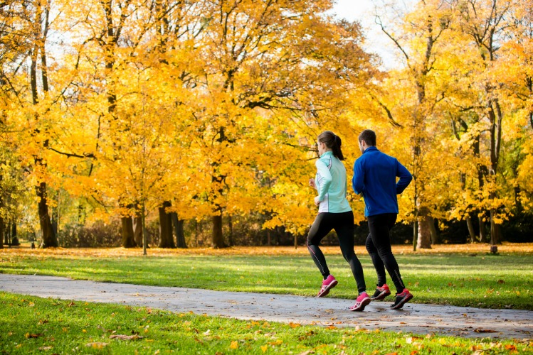 Image: 2 people running