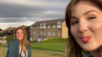 Selfie of Laura with her friend